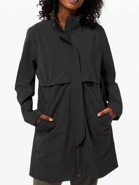 NWOT Lululemon City Stroll Coat / Jacket Black - size 12